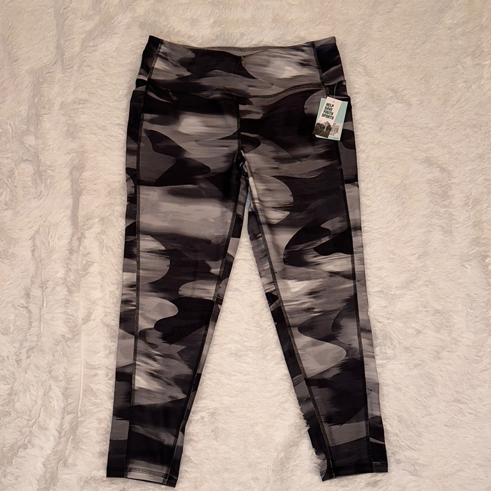 NWT black camo like print leggings